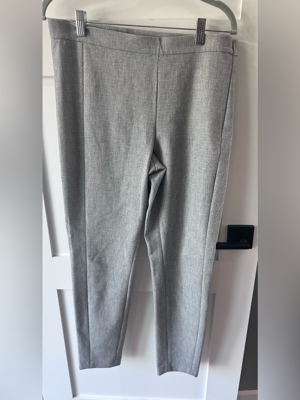Banana Republic Women's Size 10  Devon pants light gray